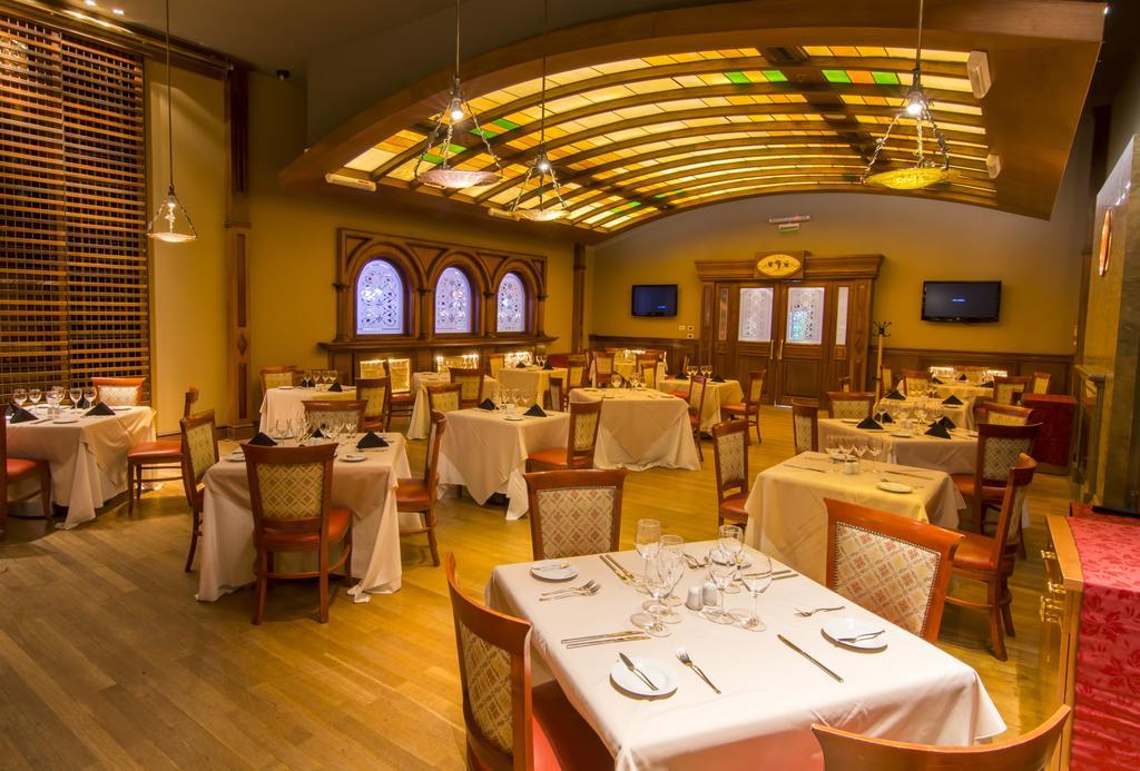 Hotel Casino Magic Neuquén Εξωτερικό φωτογραφία